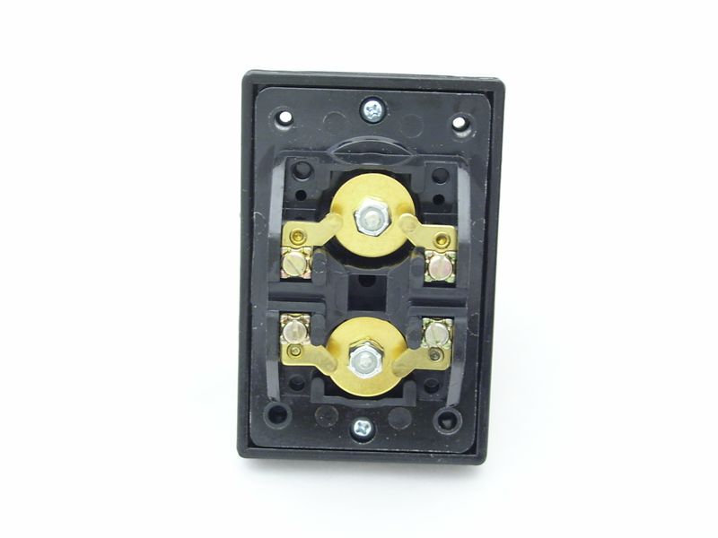 03845-000 Weatherproof Switch