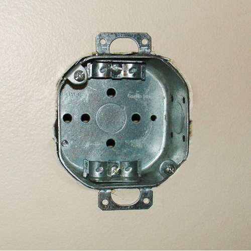 4 Inch Octagon Old Work Cut In Box 1-1/2 Inch Deep Non Metallic Clamps 54151-OWR (Pack of 50)