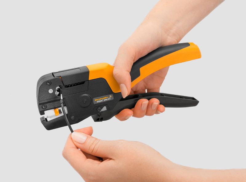 9020000000 - STRIPAX PLUS Crimping Tool for 0.5mm² to 2.5mm² Wires