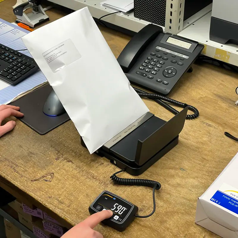 PCE-PP 50 - Versatile Benchtop Scale with 1g Resolution and Removable Display