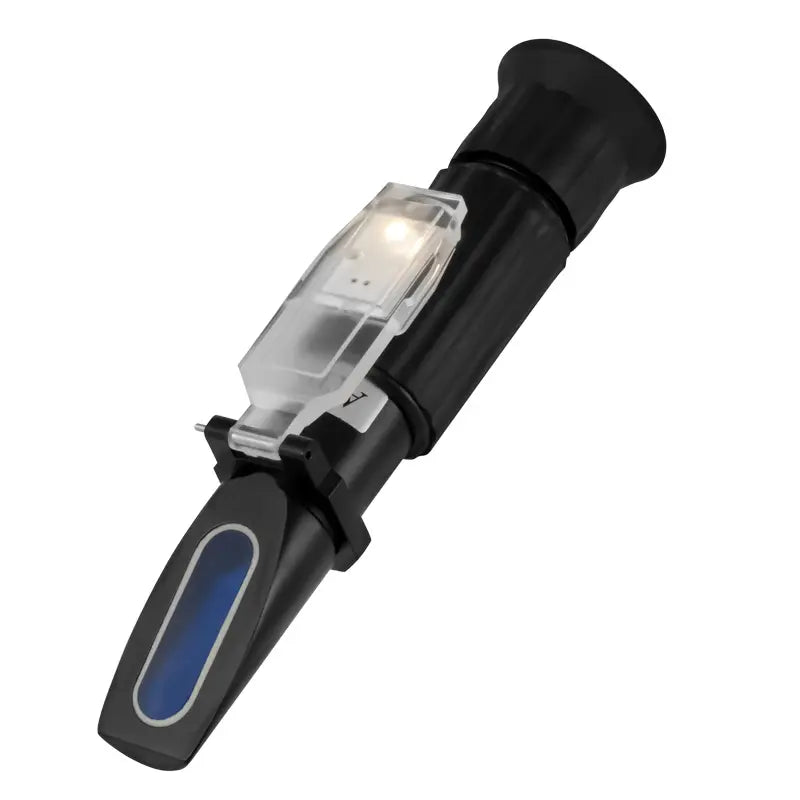 PCE-032 - LED Refractometer for Accurate Liquid Measurements in Low Light