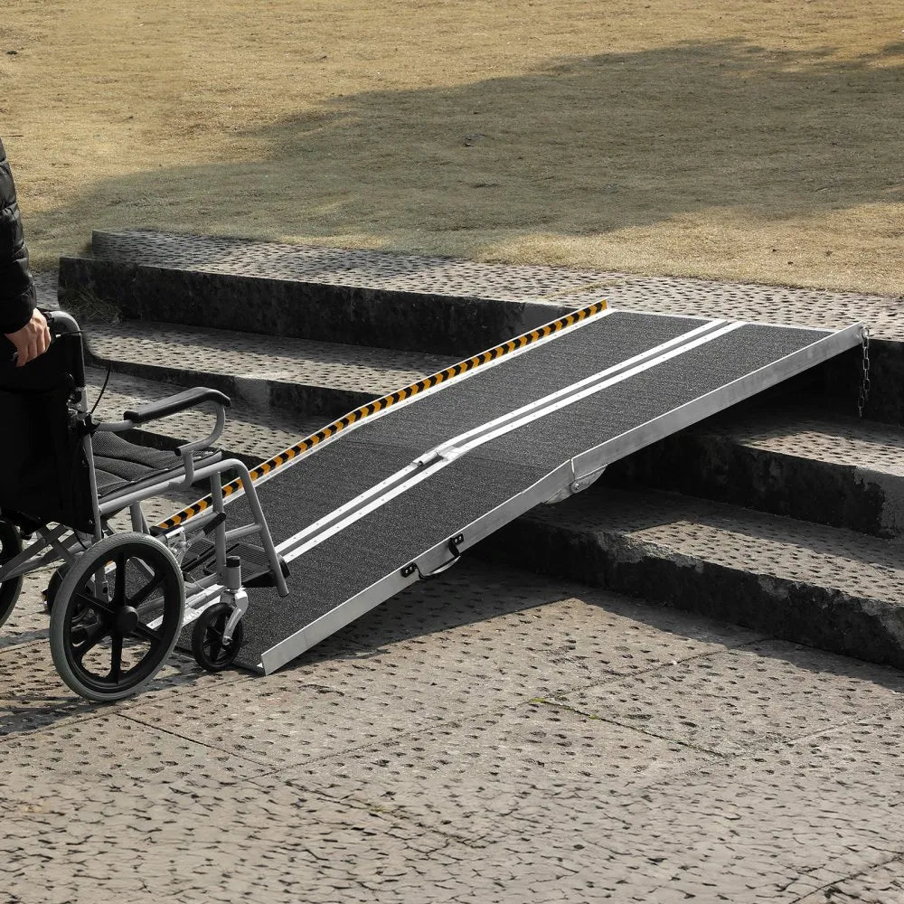 13E5LEV0 - 7 ft Portable Aluminum Wheelchair Ramp, 800 lbs Capacity