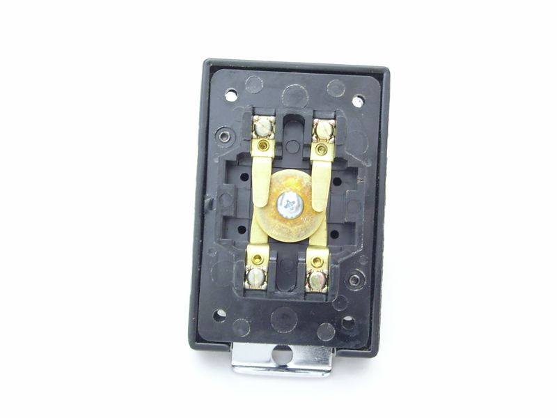 03476-004 2.25 inch Mushroom Plunger with Spring Latch