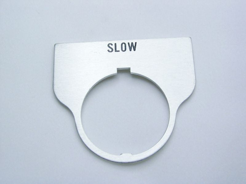 09017-025 SLOW