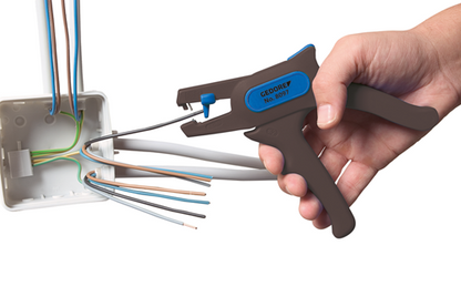 6702940 - V-Shaped Automatic Wire Stripper, 0.2-6 mm² with Cutter