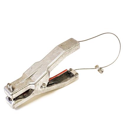 BU-133 - 6.2x1.5x3.5" Aluminum Grounding Clip for Effective Applications  (Pack of 4)