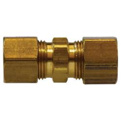27063 - Brass Captive Sleeve Union with 27002 Self-Align Sleeve, 3/16 in Compression x 3/16 in Compression