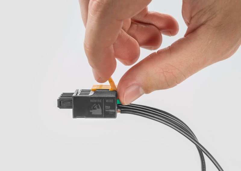 2790450000 - 5mm Pitch 3-Pole PCB Female Connector with SNAP IN Feature  (Pack of 114)