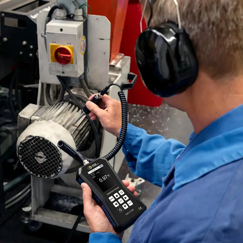 PCE-VT 3750S - Handheld Vibration Meter with ISO Evaluation & Peak Measurement