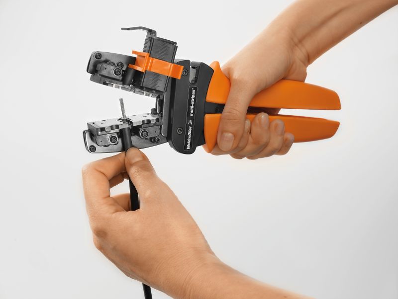 1204280000 - Versatile Cable Stripper for 2.5mm² to 10mm² Cables