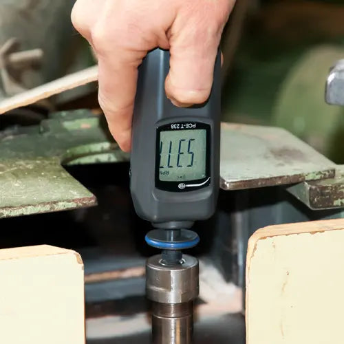 PCE-T 238 - Battery-Powered Handheld Tachometer for Speed Measurement