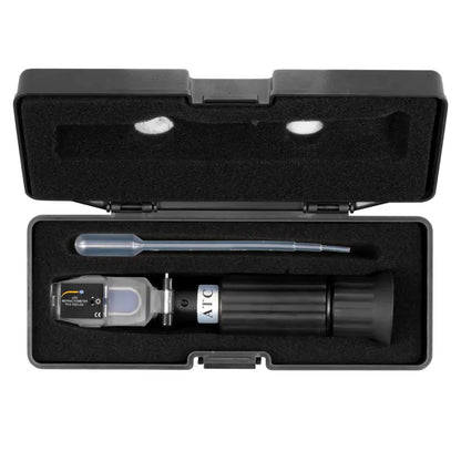 PCE-032 - LED Refractometer for Accurate Liquid Measurements in Low Light