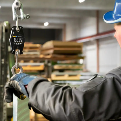 PCE-HS 200N - 200kg LCD Crane Scale with ISO Certificate, Metal Housing