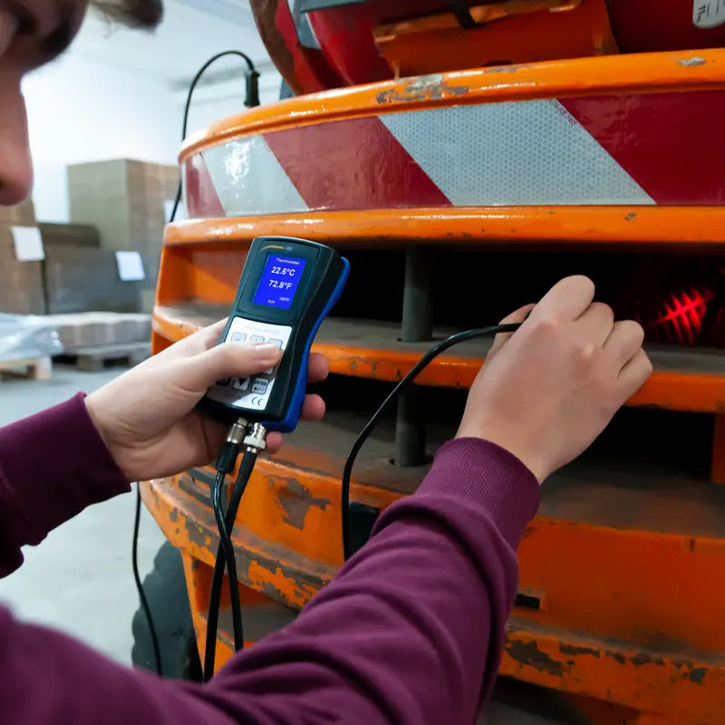 PCE-VM 20 - Compact Vibration Meter with FFT Analysis and LiPo Battery