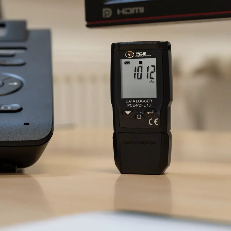 PCE-PDFL 10 - Multi-Function Thermometer with Data Logging & USB Interface