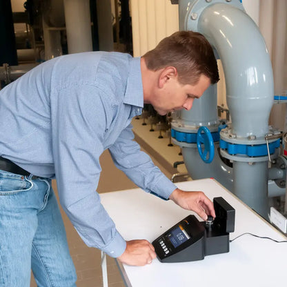 PCE-TUM 50 - Portable Turbidity Meter, Measures Up to 2000 NTU