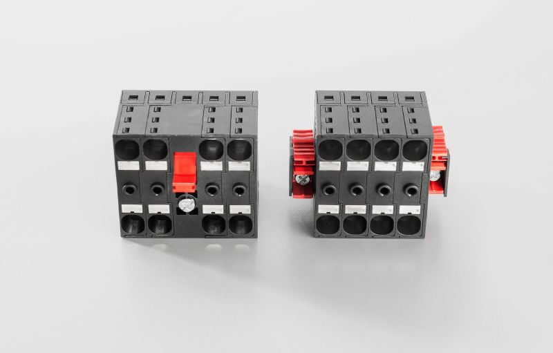 2720490000 - 3-Pole 180° PCB Plug-In Connector with Tension-Clamp  (Pack of 24)