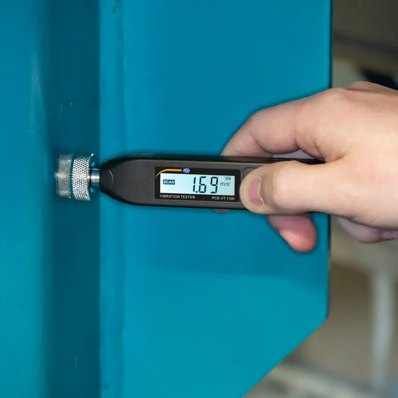 PCE-VT 1100M - Hand-Held Vibration Meter for Machine Maintenance