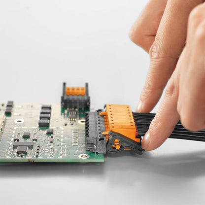 1947670000 - 5.08mm Female PCB Connector with 16 Poles and Clamping Yoke  (Pack of 18)