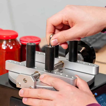 PCE-CTT 10 - Adjustable Torque Meter for 20-200mm Bottle Caps