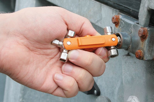 1480190000 - Compact Electrical Cabinet Key, 38mm x 95mm Access Tool