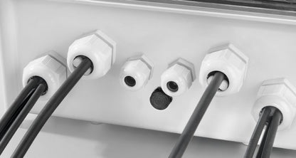 2737520000 - 330mm Photovoltaic Combiner Box with MPP Tracker and IP65 Rating