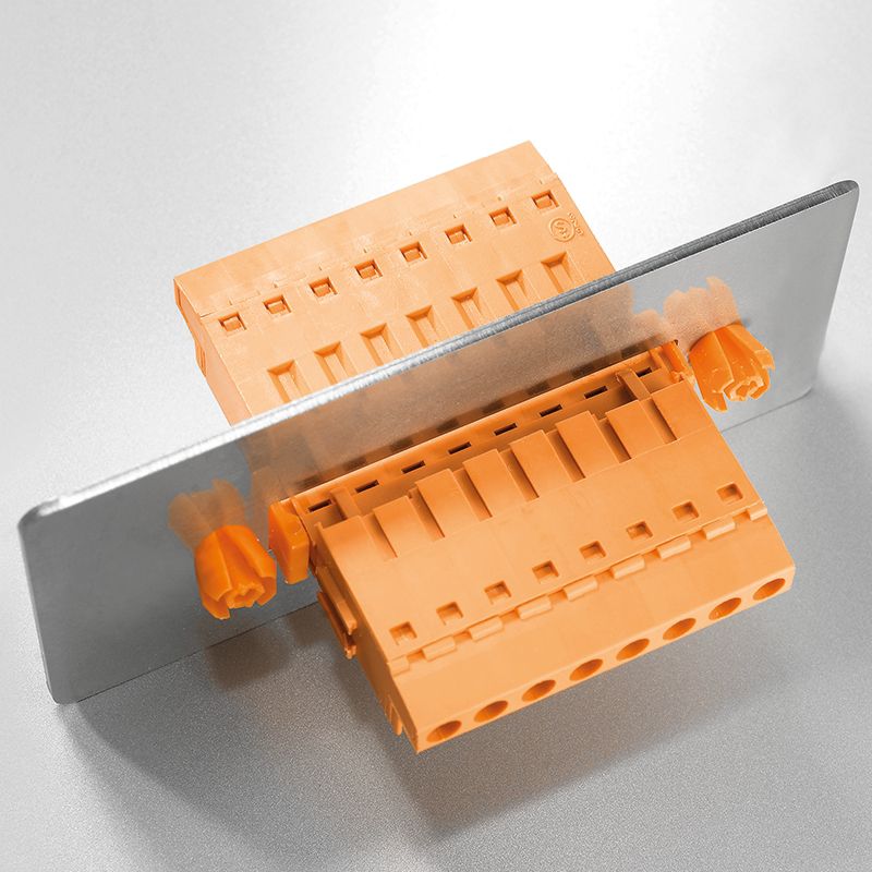 1353220000 - 5.08mm Female PCB Connector, 9 Poles, 180° Angle  (Pack of 24)
