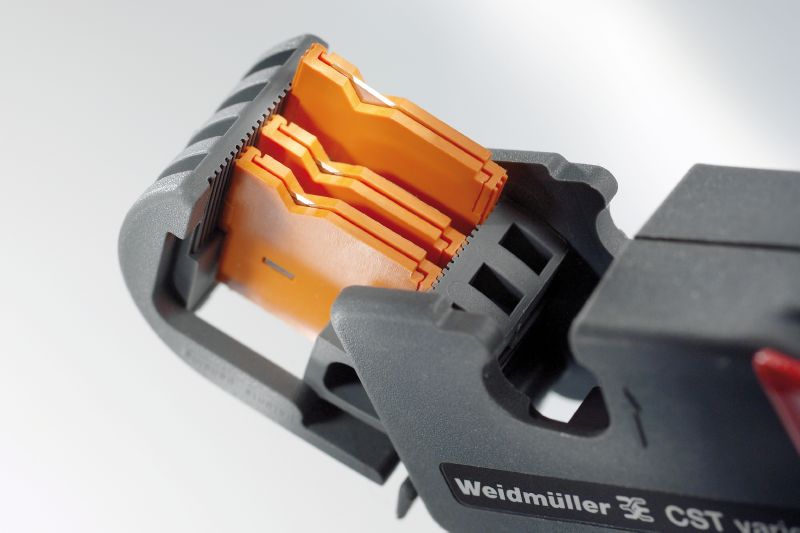 9005700000 - Coaxial Cable Stripping Tool for Versatile Cable Types