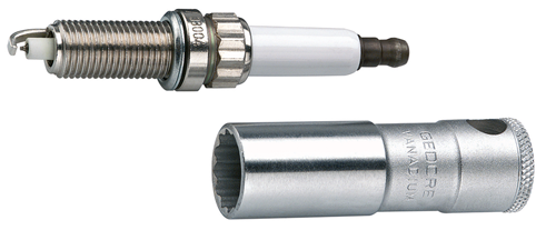 1793586 - Spark Plug Insert with Retaining Spring for 3/8" Tools