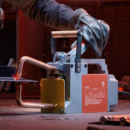 DN-100E - Compact 1/8-inch Portable Spot Welder for Metal Sheets
