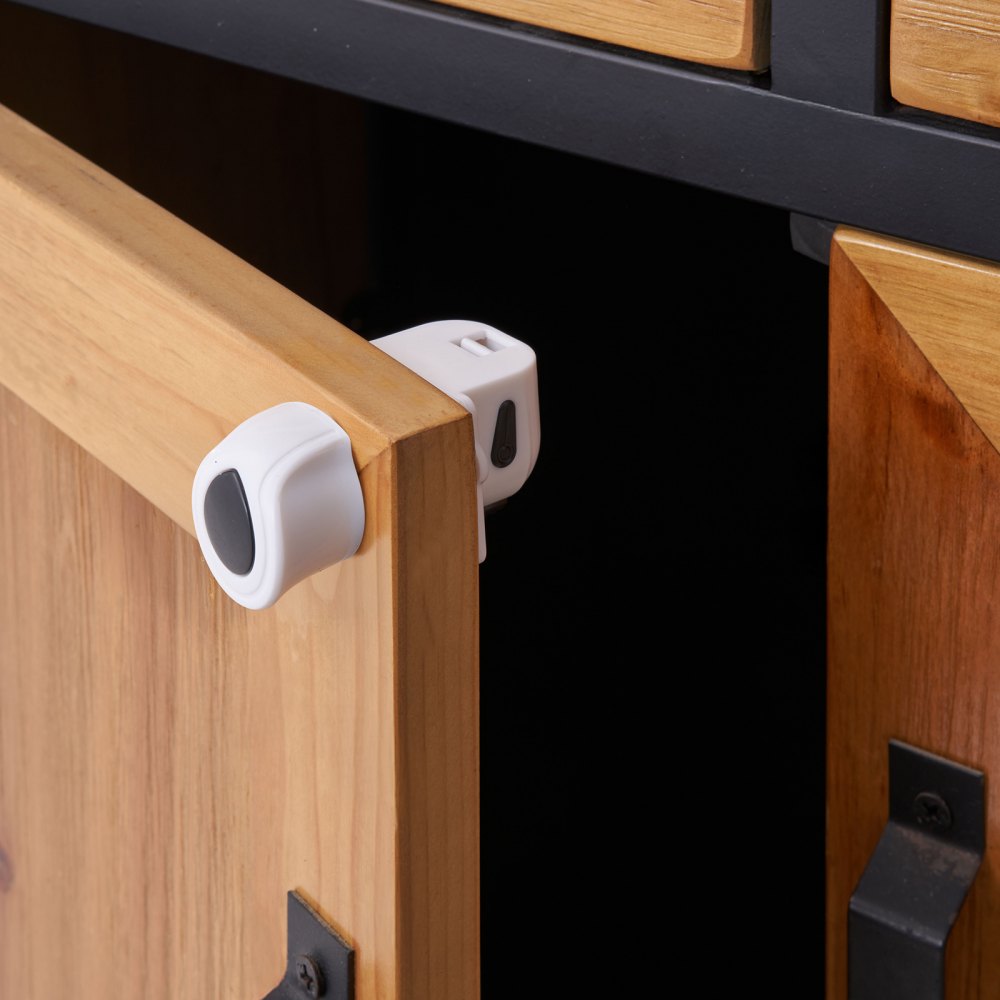 DC004-20+4 - Magnetic Child Safety Locks for Cabinets - 20 Pack