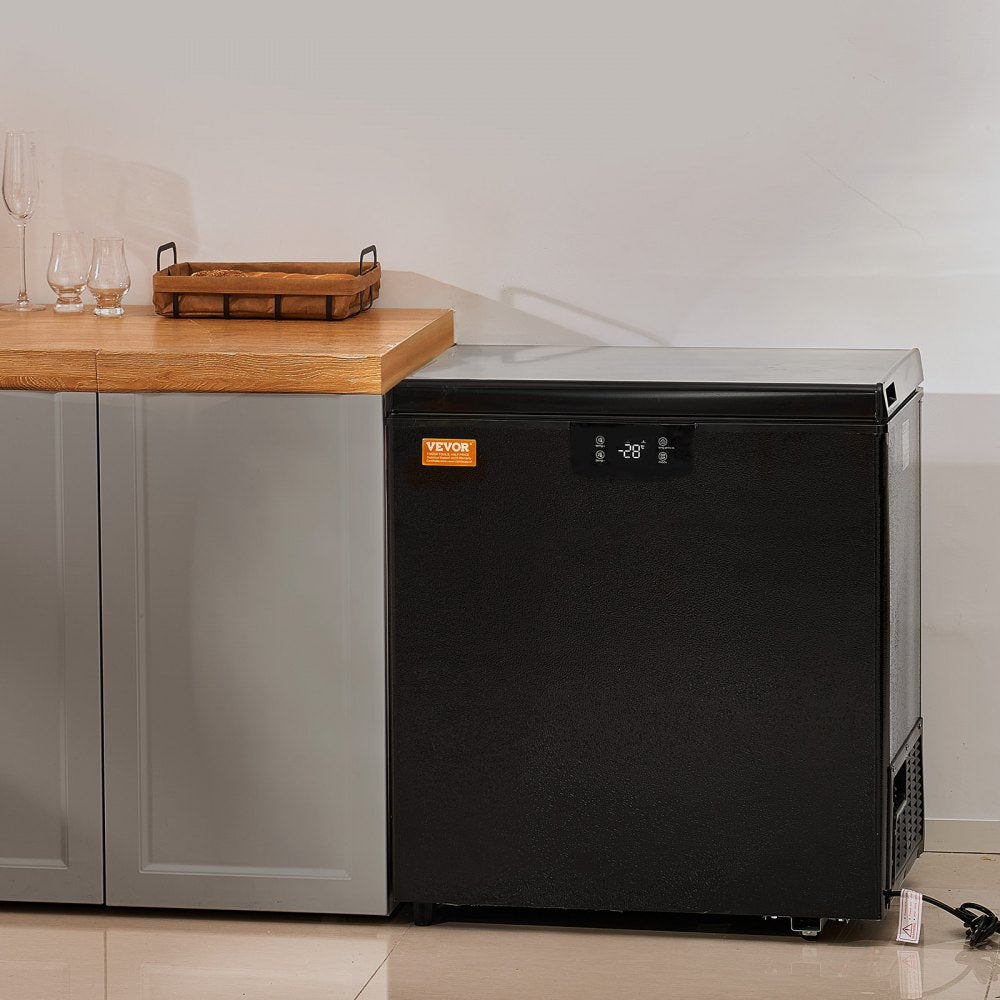 BD/BC-110EC - 5 Cu.ft Compact Chest Freezer with Digital Display and 2 Baskets