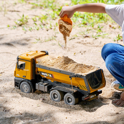 1573 - 1:14 Scale Remote Control Dump Truck with Sound & Lights