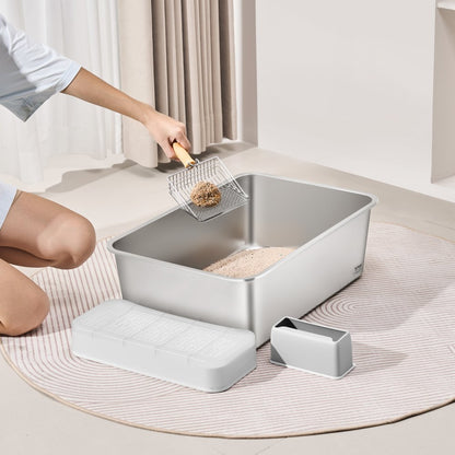 BP101 - Spacious 7.87" Deep Cat Litter Box for Multi-Cat Homes
