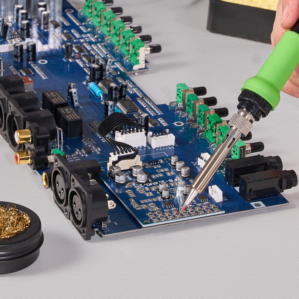 AE960D - 75W Digital Soldering Station with Adjustable 122°F-932°F Temperature