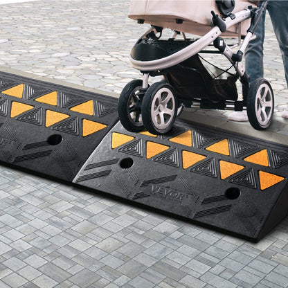 S001 - Heavy-Duty Rubber Curb Ramp, 4.3" Rise, 33,069 lbs Capacity