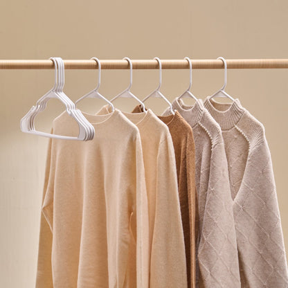 SW7731 - Space-Saving 0.2 in Plastic Non-Slip Hangers, 50 Pack
