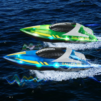 HJ819 - Waterproof RC Boat 12 km/h with 164 ft Range Control