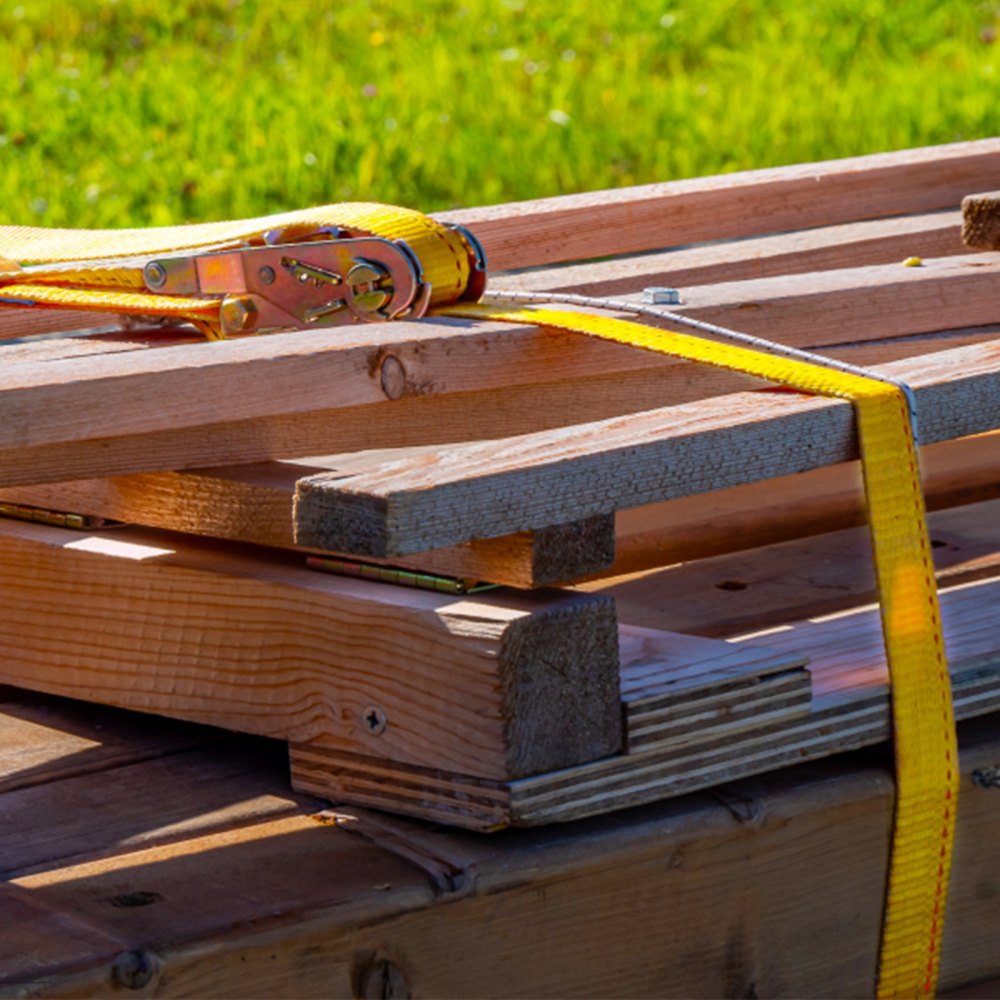 VV-RS-TD1815 - Heavy-Duty 2" x 15' Ratchet Strap - 4,400 LBS Strength