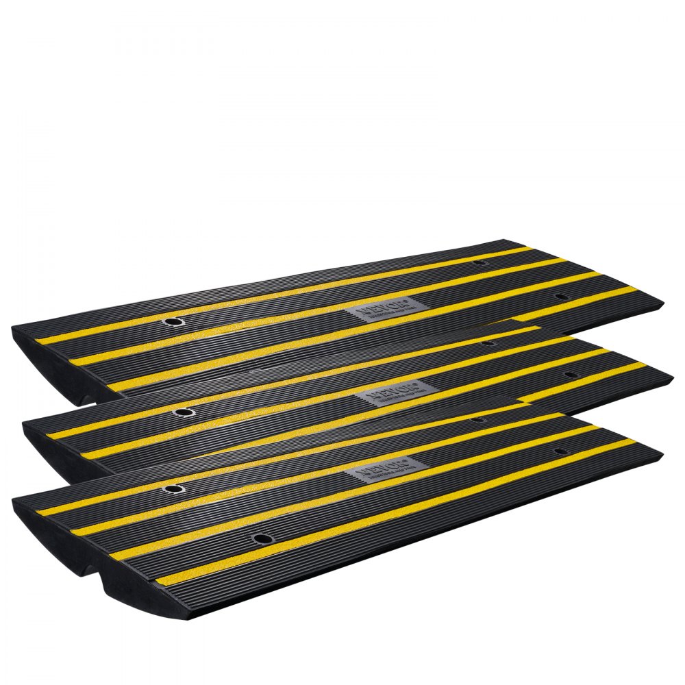 C03 - Heavy-Duty Rubber Curb Ramp for Steep Driveways, 33069 lbs Capacity